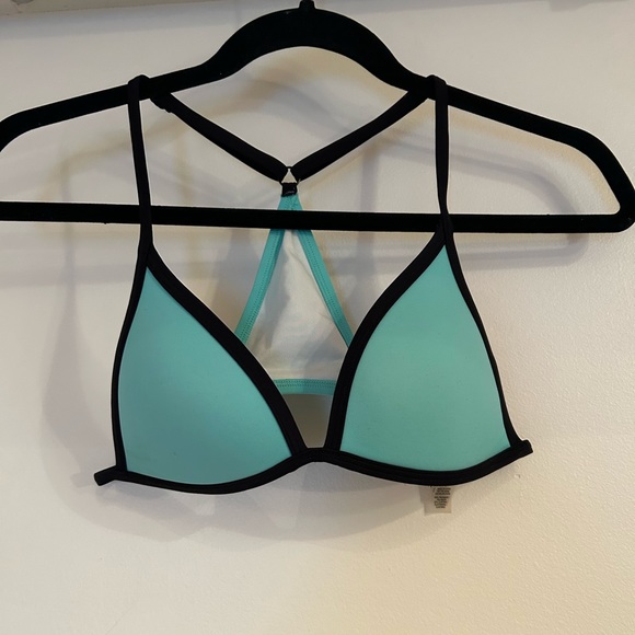 Various bathing suit tops and bottoms from VS, Aerie, Calvin Klein, Body Glove - Picture 8 of 9